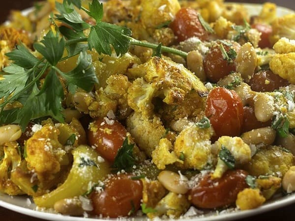 Roasted_Turmeric_Cauliflower_WEB_ld59jz